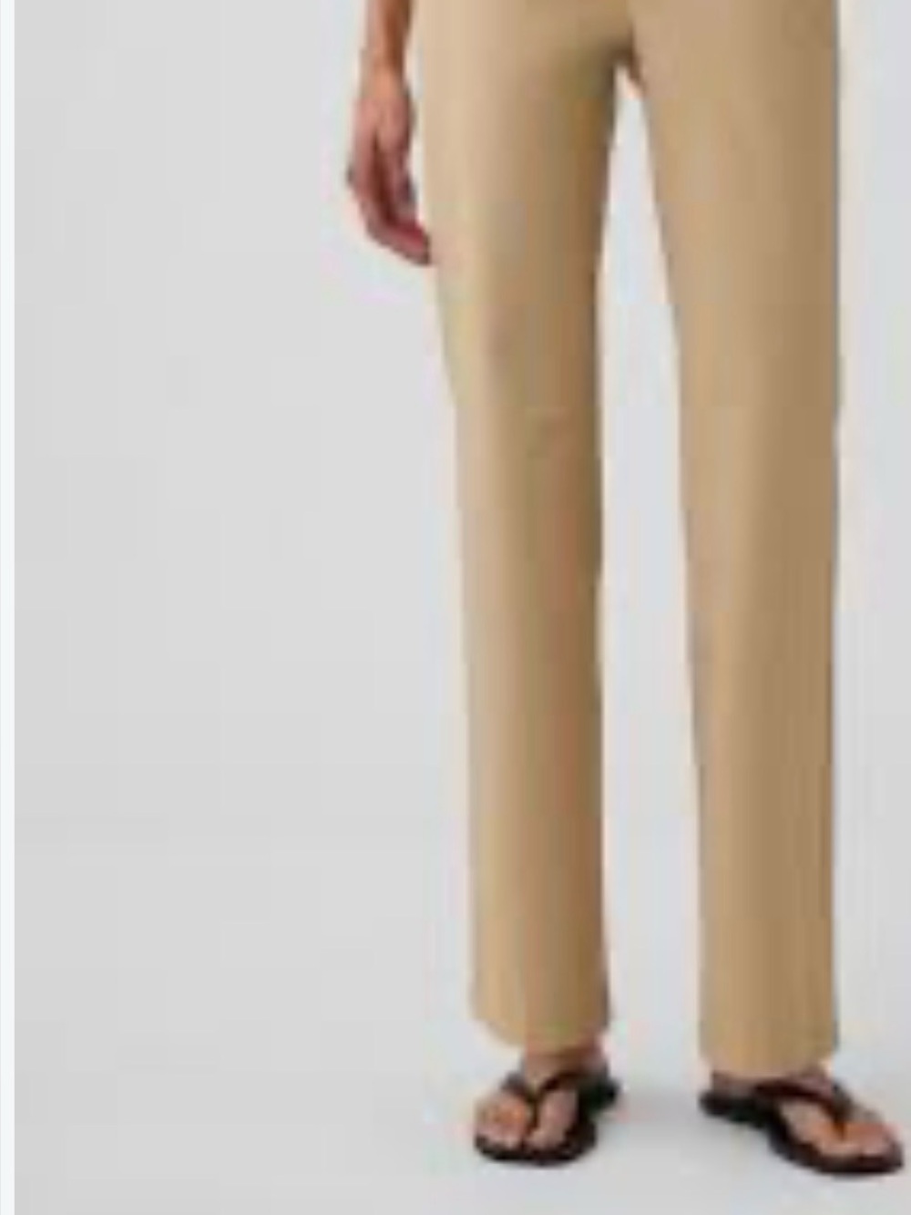GAP Men's Straight Chinos in Khaki